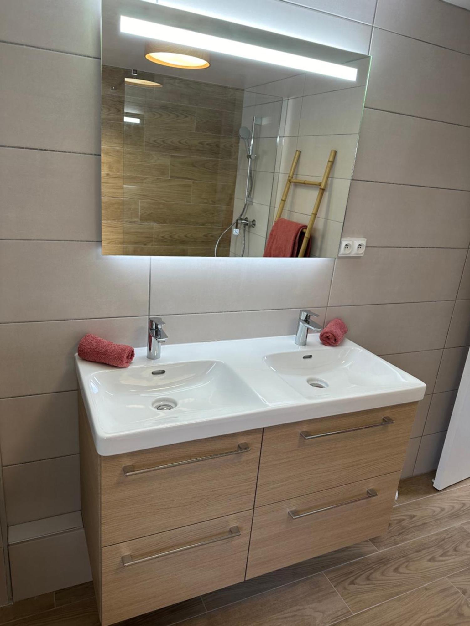 Maison Nombreux Couchages, 13 Lits, 3 Sdb, Exterieur Bourges Exteriör bild