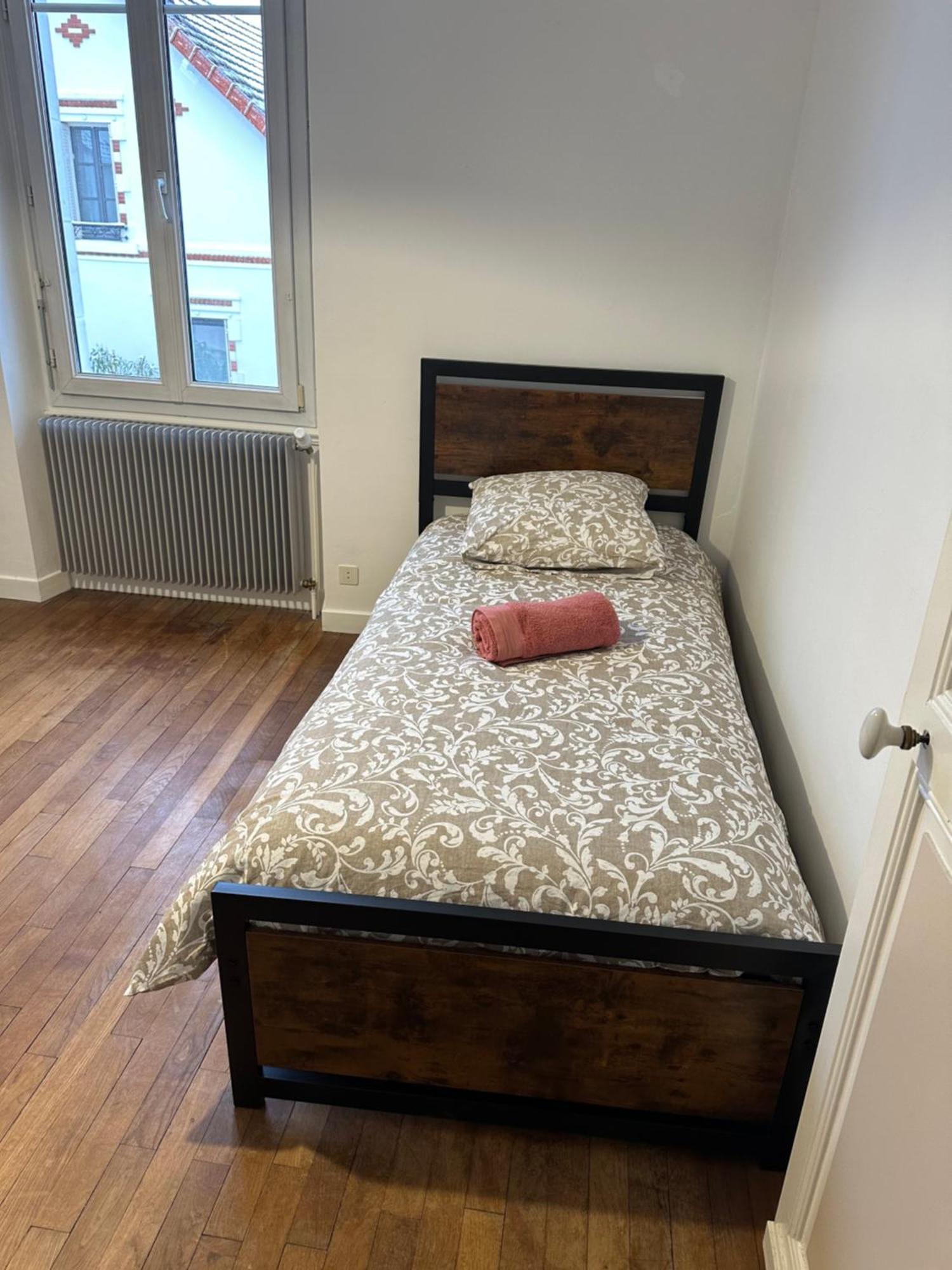 Maison Nombreux Couchages, 13 Lits, 3 Sdb, Exterieur Bourges Exteriör bild