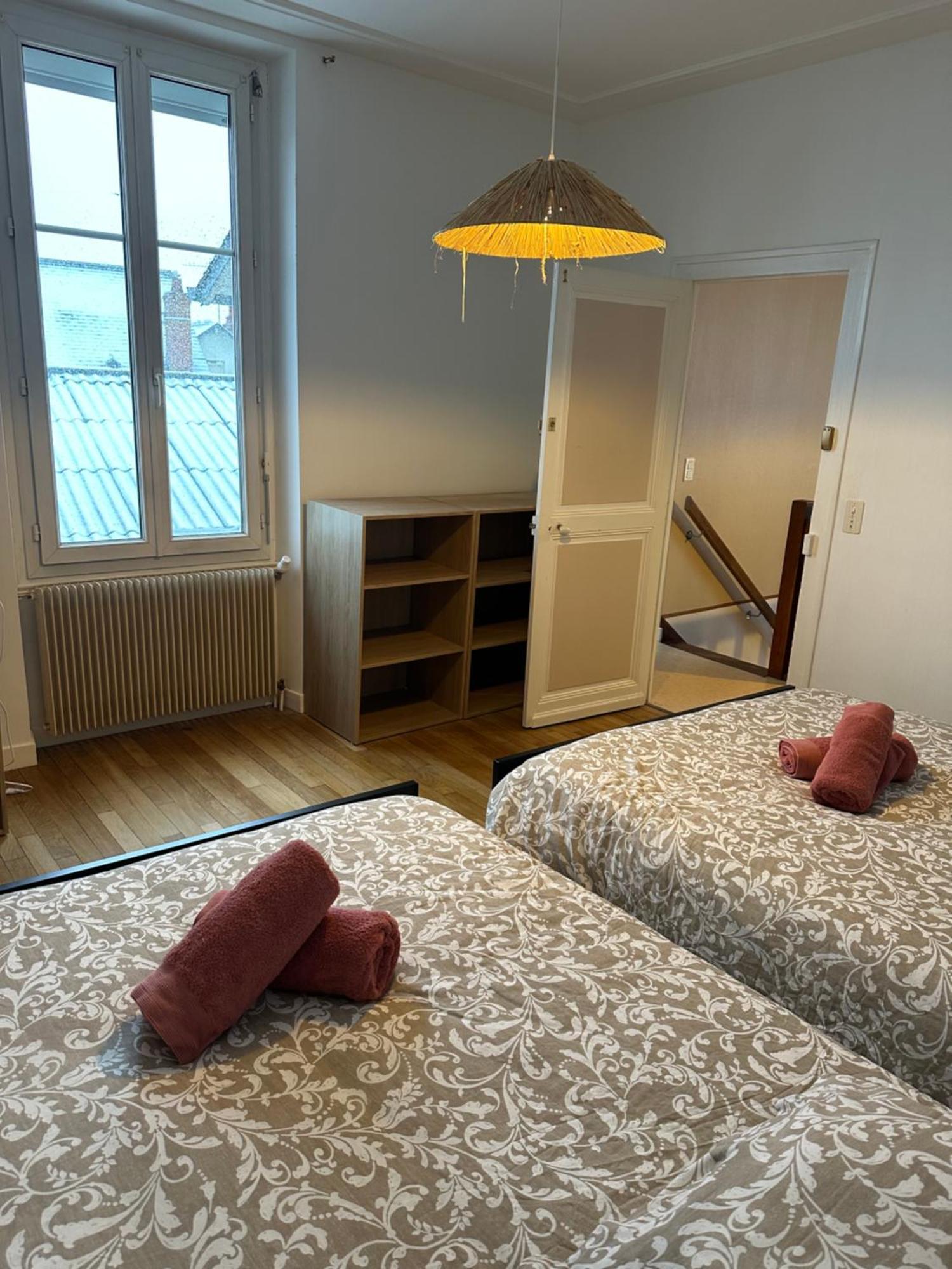 Maison Nombreux Couchages, 13 Lits, 3 Sdb, Exterieur Bourges Exteriör bild